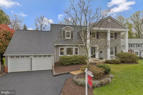 Exterior - 6017 Commack Ct, Springfield, VA 22152 photo 3 of 10