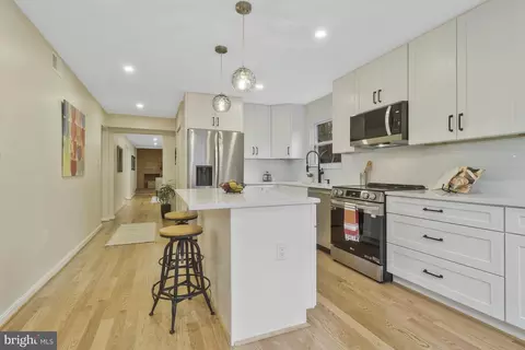 Kitchen - 6017 Commack Ct, Springfield, VA 22152 photo 1 of 5