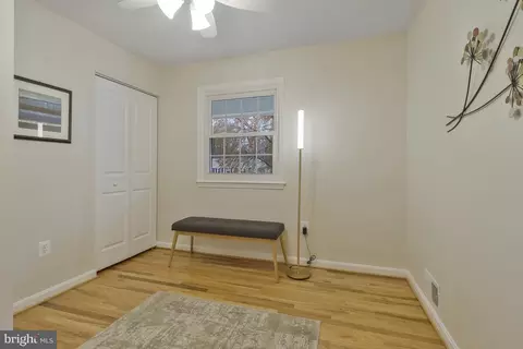 Bedroom - 6017 Commack Ct, Springfield, VA 22152 photo 8 of 8