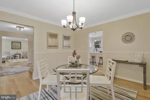 Dining - 6017 Commack Ct, Springfield, VA 22152 photo 4 of 4