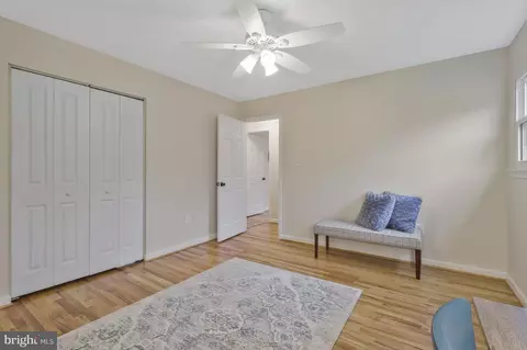 Bedroom - 6017 Commack Ct, Springfield, VA 22152 photo 7 of 8