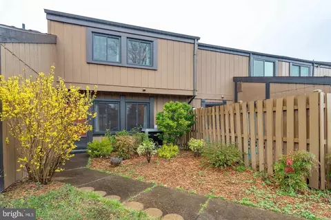 3115 Covington St, Fairfax, VA 22031