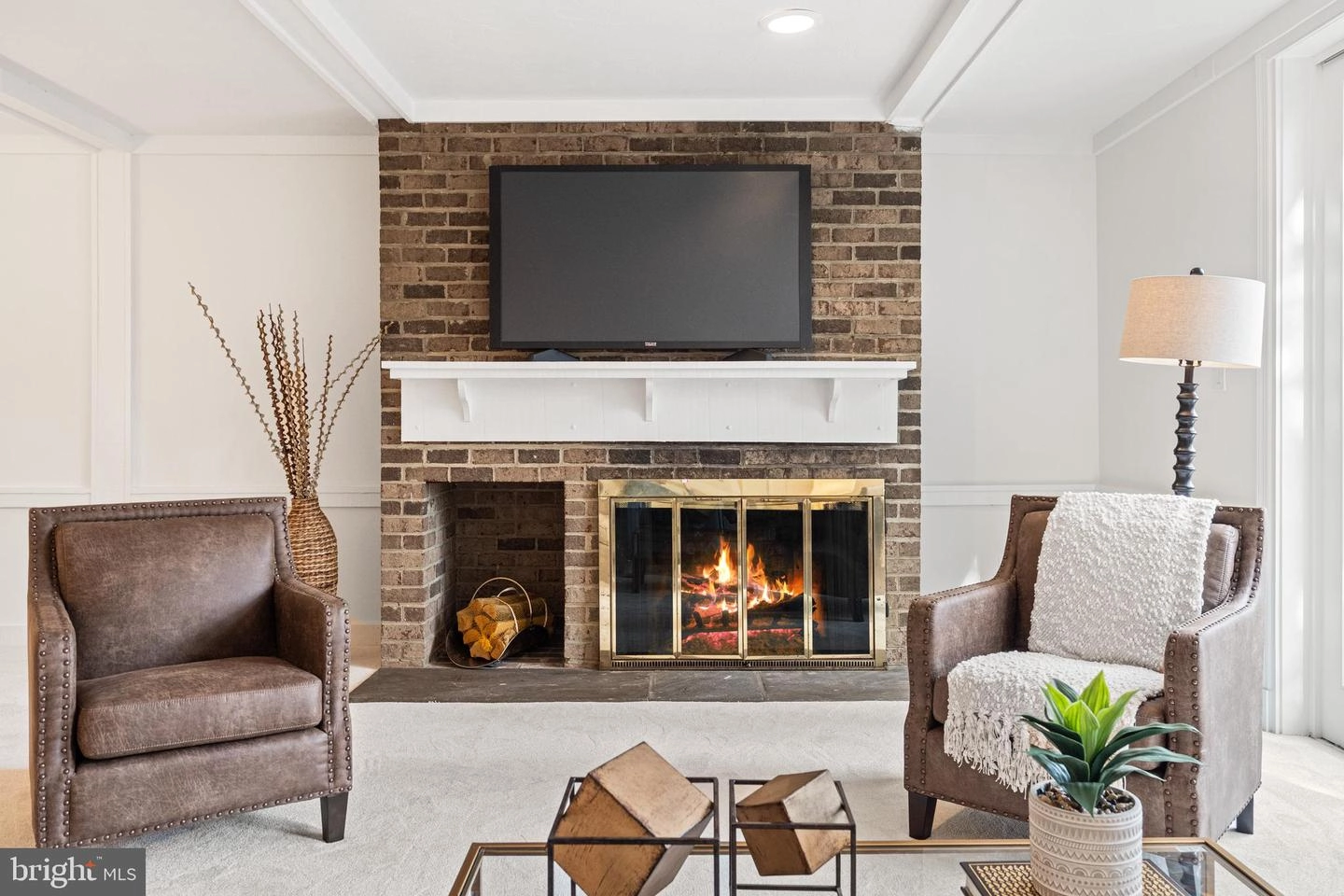 Living - 704 Belgrove Rd, Mclean, VA 22101 photo 8 of 8