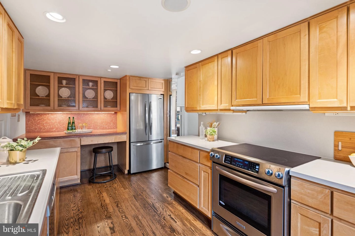 Kitchen - 704 Belgrove Rd, Mclean, VA 22101 photo 3 of 3