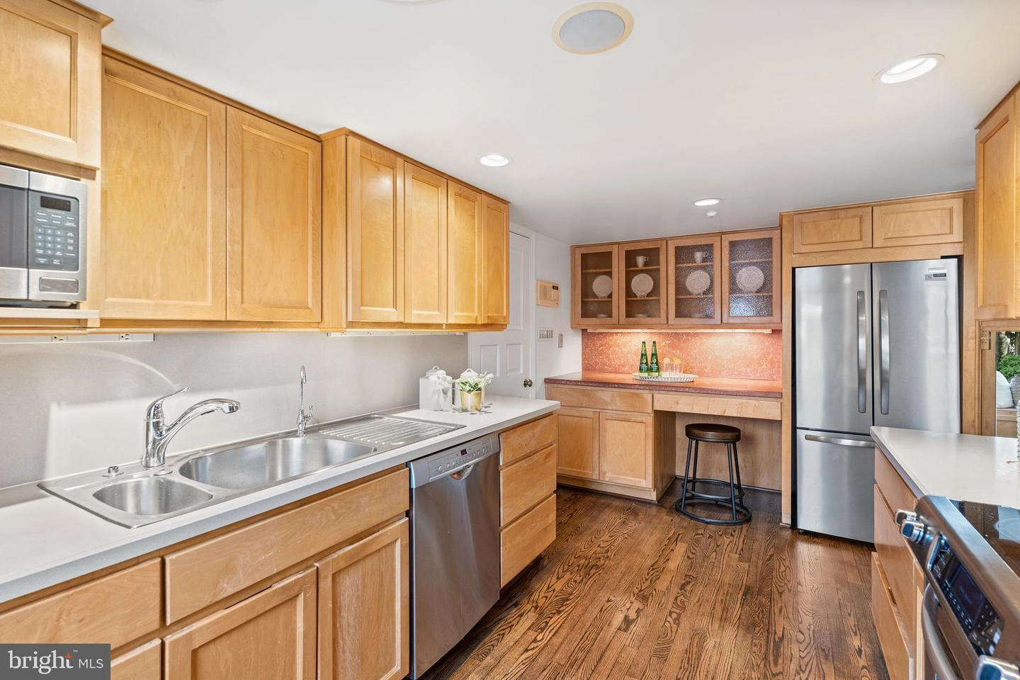 Kitchen - 704 Belgrove Rd, Mclean, VA 22101 photo 2 of 3