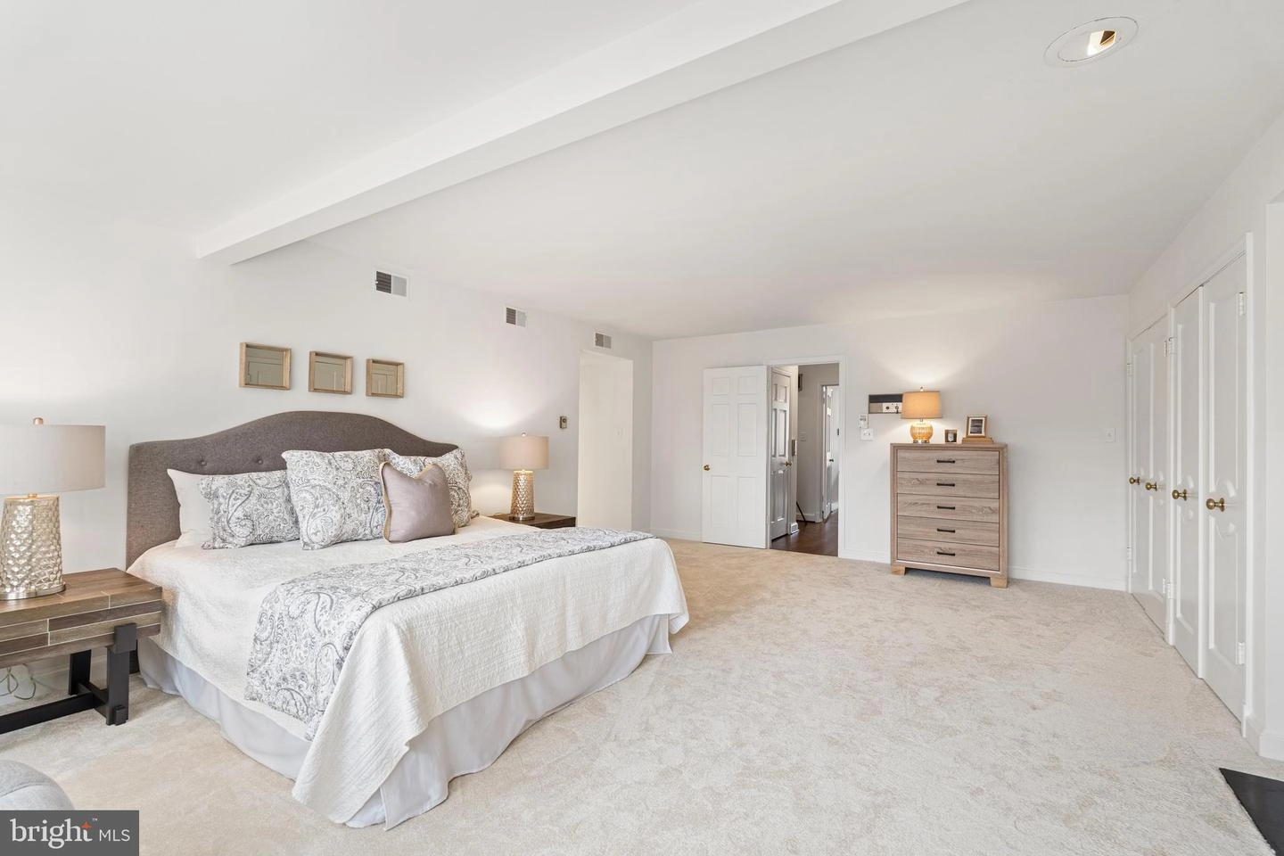 Bedroom - 704 Belgrove Rd, Mclean, VA 22101 photo 4 of 9