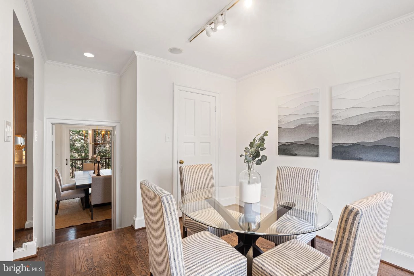 Dining - 704 Belgrove Rd, Mclean, VA 22101 photo 6 of 6
