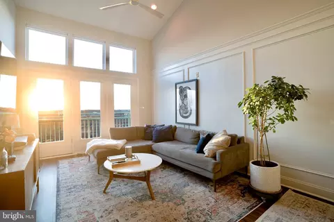 12000 Market St #488, Reston, VA 20190