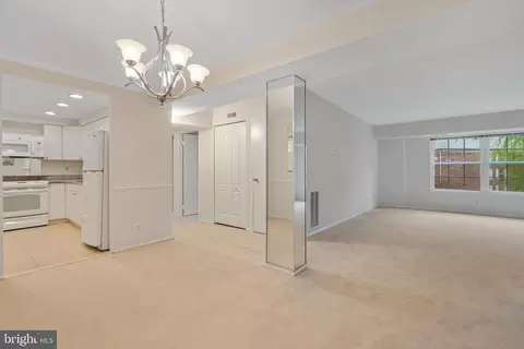 Bedroom - 7621 Tremayne Pl #108, Mclean, VA 22102 photo 2 of 12