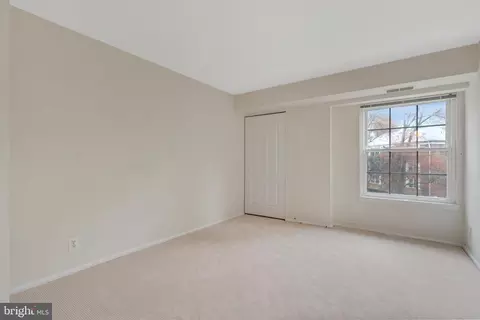 Bedroom - 7621 Tremayne Pl #108, Mclean, VA 22102 photo 9 of 12