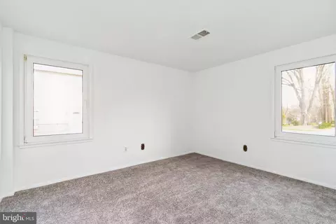 Bedroom - 8708 Kerry Ln, Springfield, VA 22152 photo 7 of 8