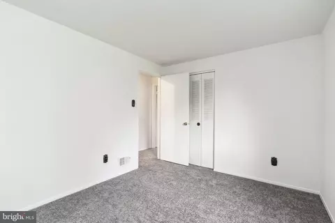 Bedroom - 8708 Kerry Ln, Springfield, VA 22152 photo 6 of 8