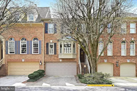 6655 Hampton Park Ct, Mclean, VA 22101