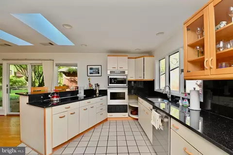 Kitchen - 2301 November Ln, Reston, VA 20191 photo 4 of 6