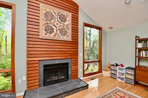 Living - 2301 November Ln, Reston, VA 20191 photo 3 of 5