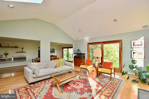 Living - 2301 November Ln, Reston, VA 20191 photo 4 of 5