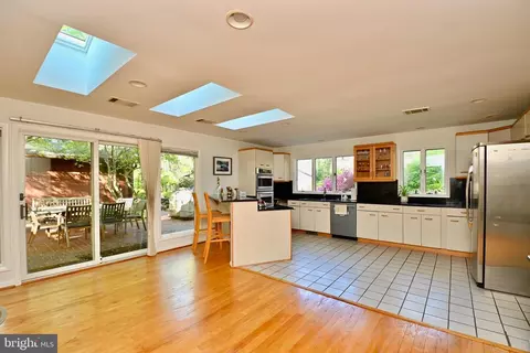 Kitchen - 2301 November Ln, Reston, VA 20191 photo 6 of 6