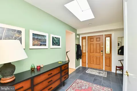 Entry Way - 2301 November Ln, Reston, VA 20191 photo 2 of 2