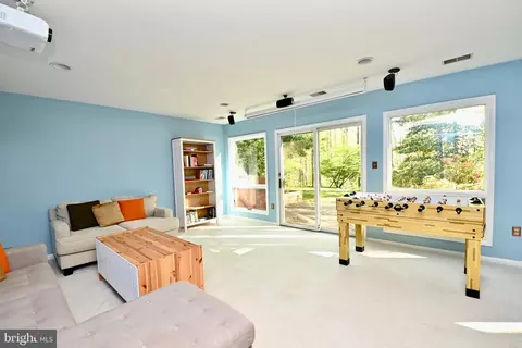 Bedroom - 2301 November Ln, Reston, VA 20191 photo 8 of 10
