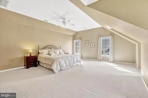 Bedroom - 12902 Brafferton Ct, Herndon, VA 20171 photo 3 of 8