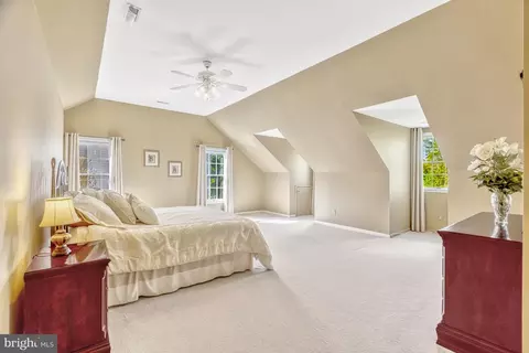 Bedroom - 12902 Brafferton Ct, Herndon, VA 20171 photo 2 of 8
