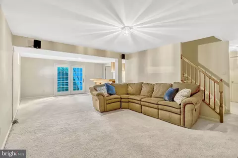 Living - 12902 Brafferton Ct, Herndon, VA 20171 photo 6 of 9