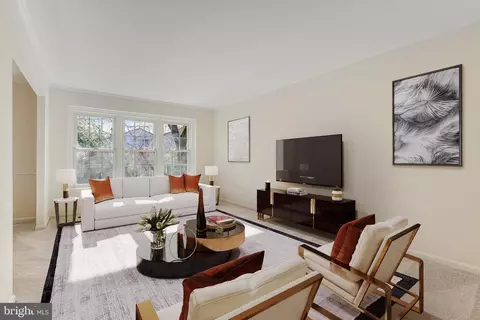 Living - 2199 Pond View Ct, Reston, VA 20191 photo 1 of 5