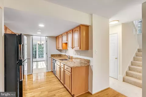 Kitchen - 2199 Pond View Ct, Reston, VA 20191 photo 3 of 6