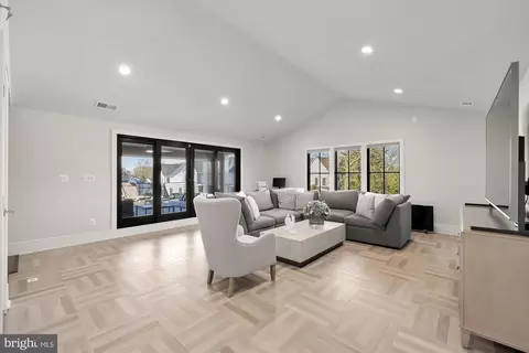Living - 7126 Merrimac Dr, Mclean, VA 22101 photo 5 of 5