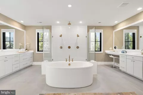 Bath - 7126 Merrimac Dr, Mclean, VA 22101 photo 3 of 4