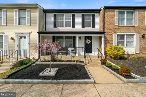 6318 Meeting House Way, Alexandria, VA 22312