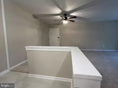 5809 D Cambridge Dr #662, Springfield, VA 22152 photo 3