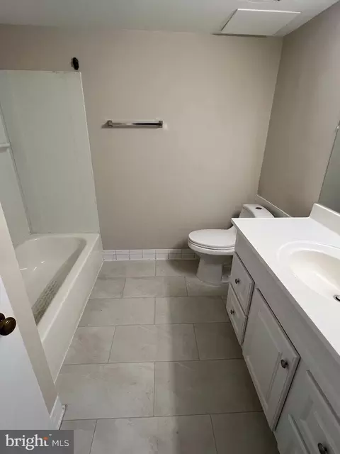 5809 D Cambridge Dr #662, Springfield, VA 22152 photo 8
