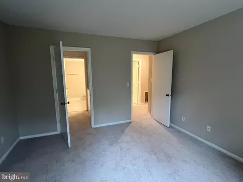 5809 D Cambridge Dr #662, Springfield, VA 22152 photo 6