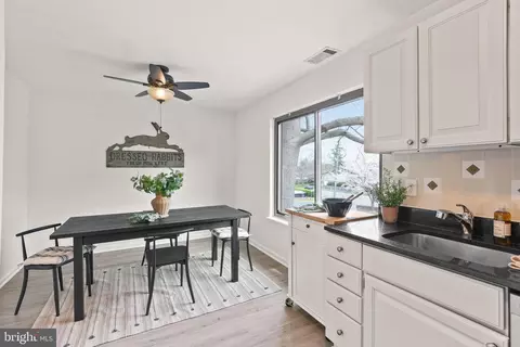 Dining - 1780 Westwind Way #92, Mclean, VA 22102 photo 2 of 3