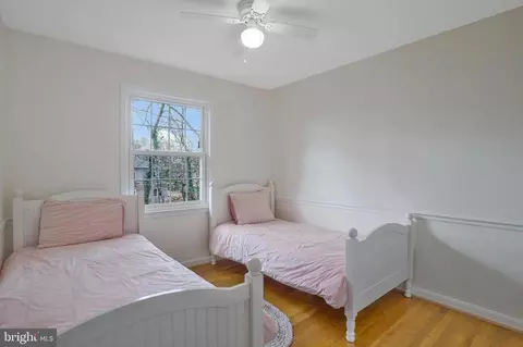 Bedroom - 7075 Leestone St, Springfield, VA 22151 photo 5 of 11