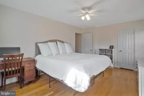 Bedroom - 7075 Leestone St, Springfield, VA 22151 photo 2 of 11