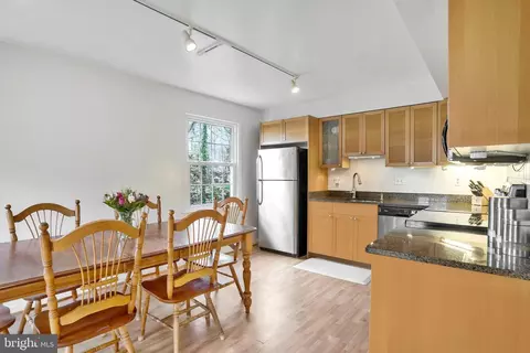 Kitchen - 7075 Leestone St, Springfield, VA 22151 photo 2 of 3