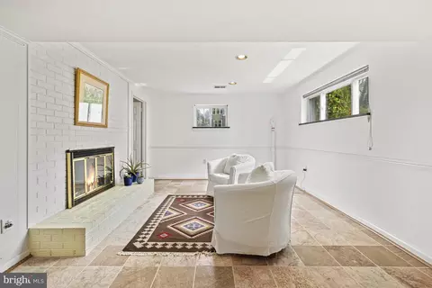 Living - 6433 Tucker Ave, Mclean, VA 22101 photo 4 of 4