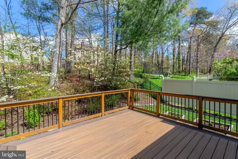 Exterior - 6380 Phillip Ct, Springfield, VA 22152 photo 15 of 25