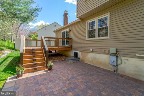 Exterior - 6380 Phillip Ct, Springfield, VA 22152 photo 13 of 25