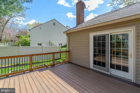 Exterior - 6380 Phillip Ct, Springfield, VA 22152 photo 14 of 25
