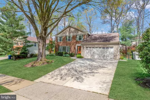 Exterior - 6380 Phillip Ct, Springfield, VA 22152 photo 2 of 25