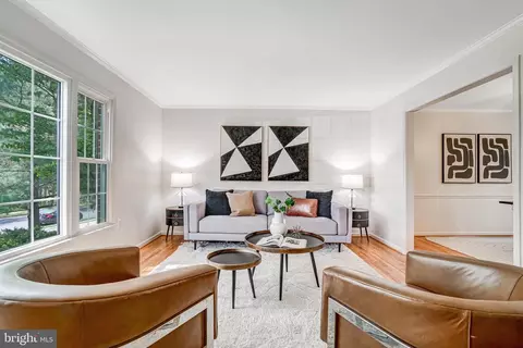 Living - 6380 Phillip Ct, Springfield, VA 22152 photo 1 of 11