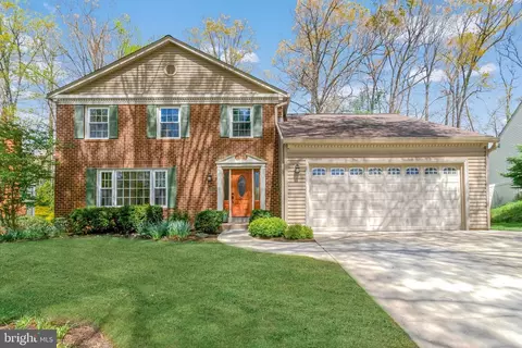 6380 Phillip Ct, Springfield, VA 22152