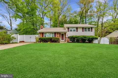 5603 Sedgwick Ln, Springfield, VA 22151