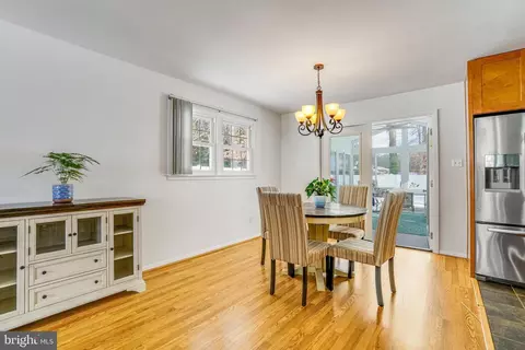 5603 Sedgwick Ln, Springfield, VA 22151 photo 10