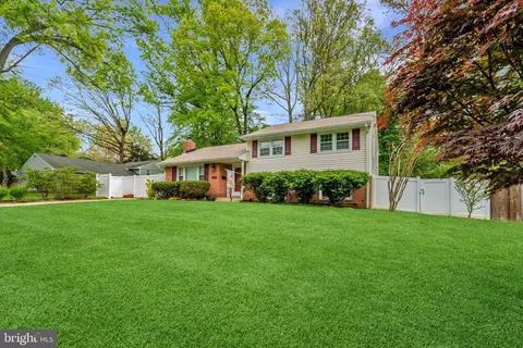 5603 Sedgwick Ln, Springfield, VA 22151 photo 3