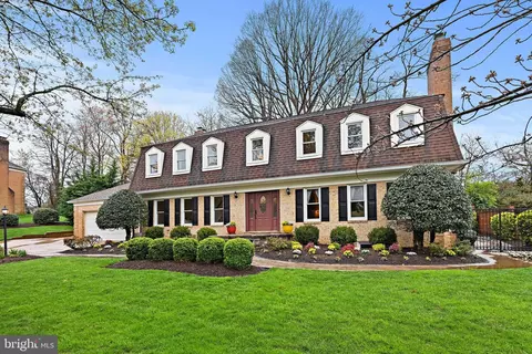 1426 Lady Bird Dr, Mclean, VA 22101