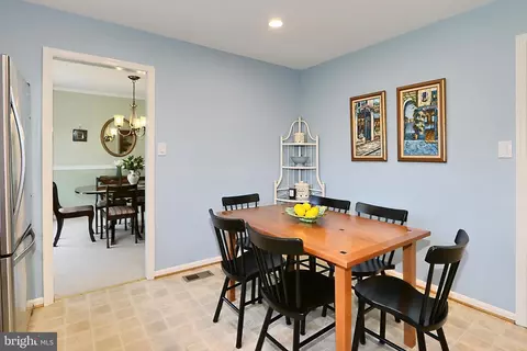 Dining - 7104 Rolling Forest Ave, Springfield, VA 22152 photo 2 of 4